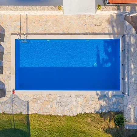 Vila Karina Grubine, Imotski *