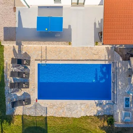 Karina Grubine, Imotski Grubine